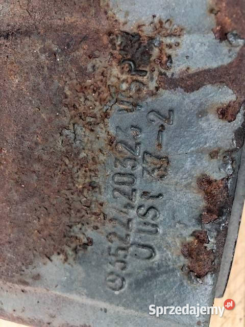 Mercedes Om 352 Pokrywa Zaworowa