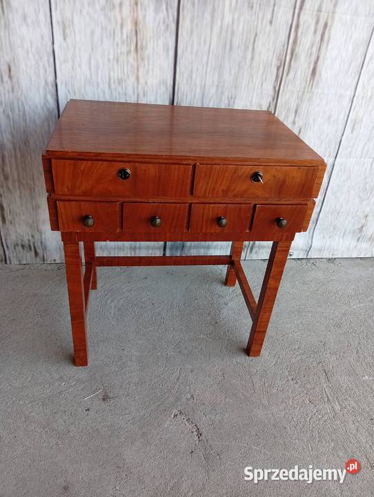 konsolka 418 Byczyna