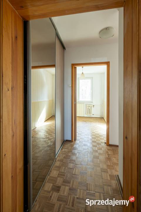 Mieszkanie Kraków koło uczelni beton Szczodrkowice