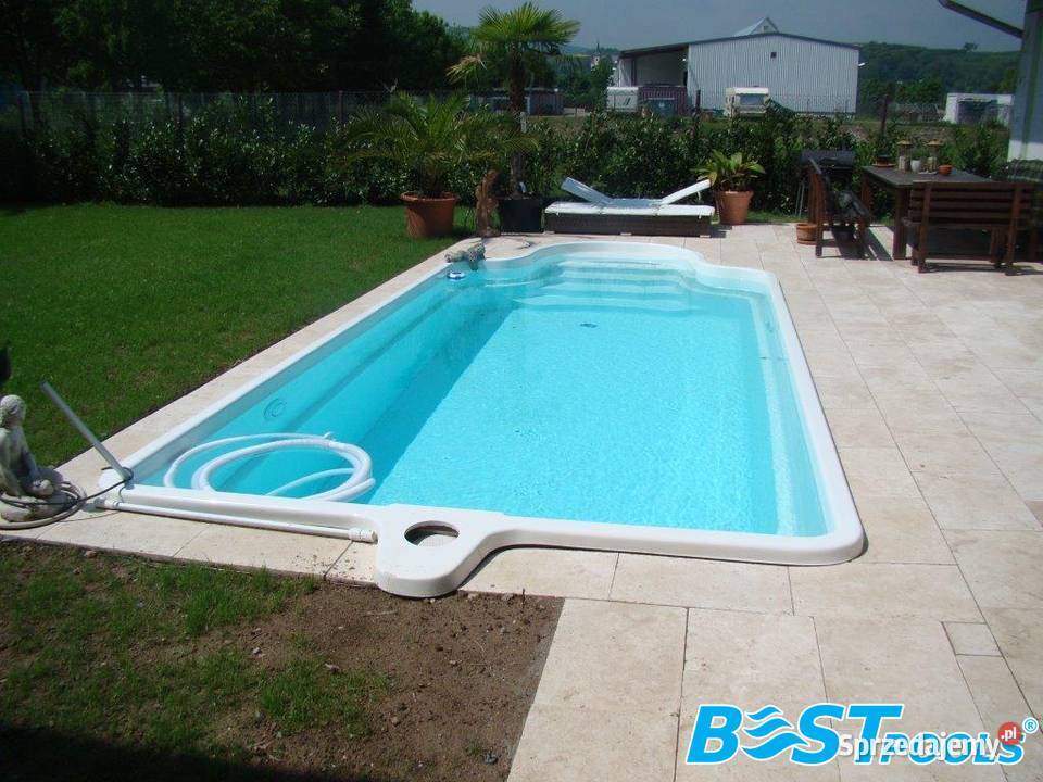 Basen 840 x 320 x 155m baseny najniższa Szydłowiec