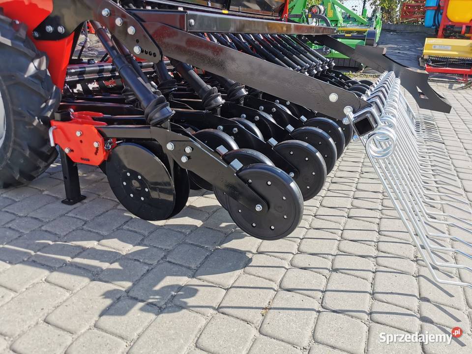 Siewnik zbożowy 25273 stopkowy 2talerzowy nieuszkodzony Przemyśl sprzedam
