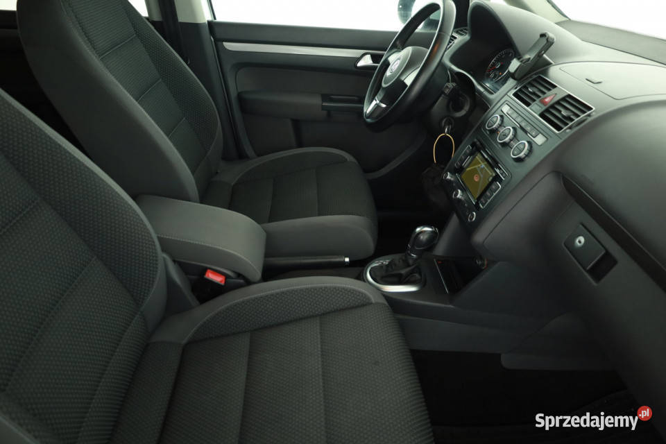 VW Touran 20 TDI Rok produkcji 2012 mazowieckie Piaseczno
