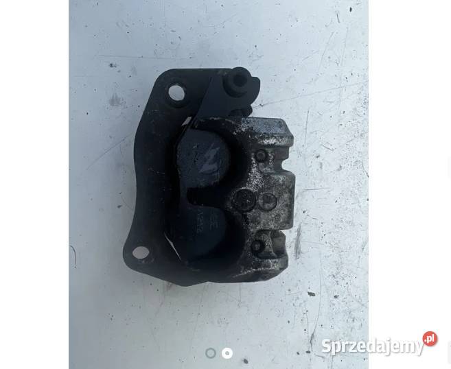Zacisk hamulcowy przód prawy Suzuki Burgman 400