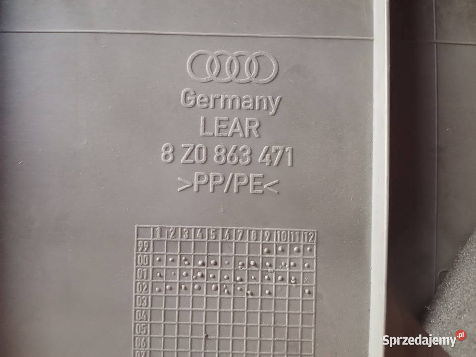 Audi A2 Osłona pasa bagażnika Progu 8Z0863471 Dębica