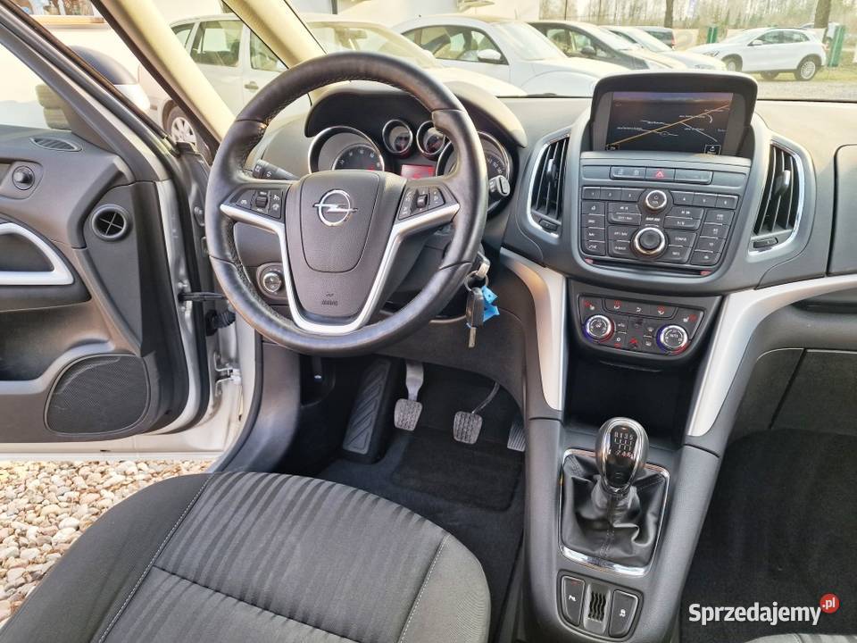 OPEL ZAFIRA C 14 BENZYNA 7 OSOBOWY radio Białystok