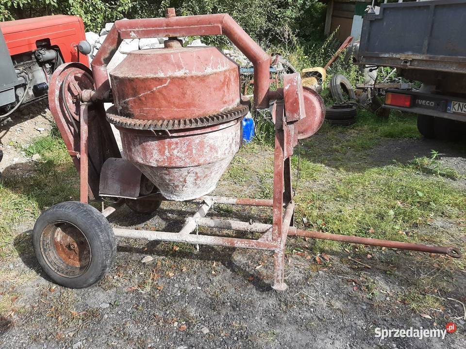 Betoniarka sprawna oszczędny silnik Betoniarki Dębica