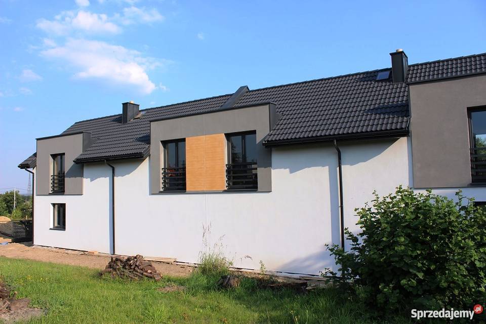 Nowoczesny dom w Mysłowicach dachówka śląskie Mysłowice