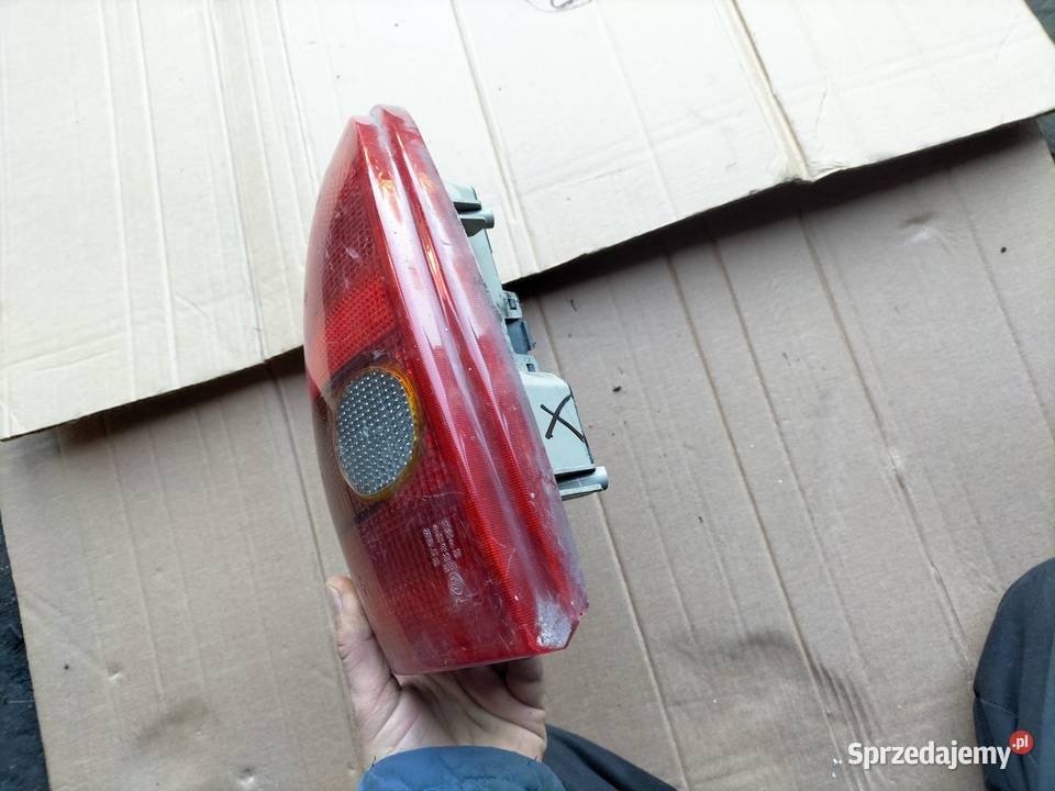 OPEL CORSA B LAMPA TYŁ TYLNA LEWA Kamień-Kolonia