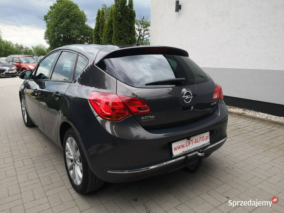 Opel Astra 14 T 140 Klimatr Nawi Parktr Temp Alu ASR (kontrola trakcji) Strzegom