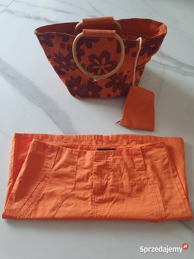 Komplet koszyczekspódnica Do ręki  Wola Luborzycka