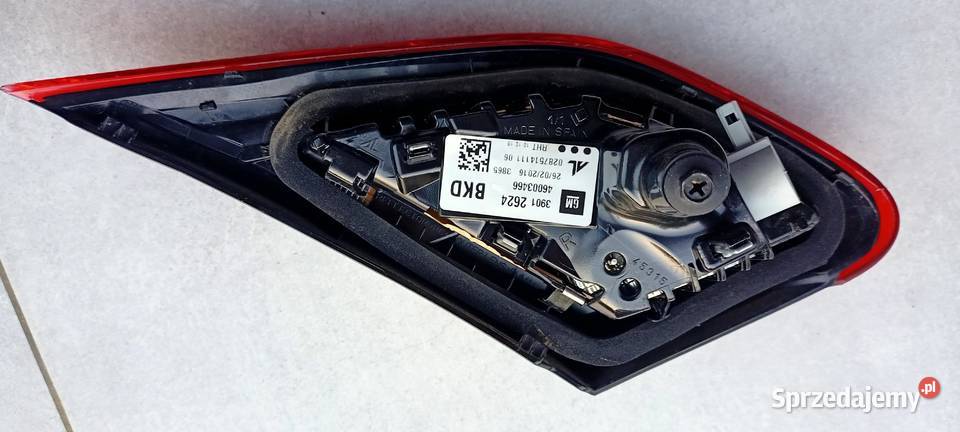 Lampa prawa tył bagażnik Opel corsa E 20152020 Kobiernice