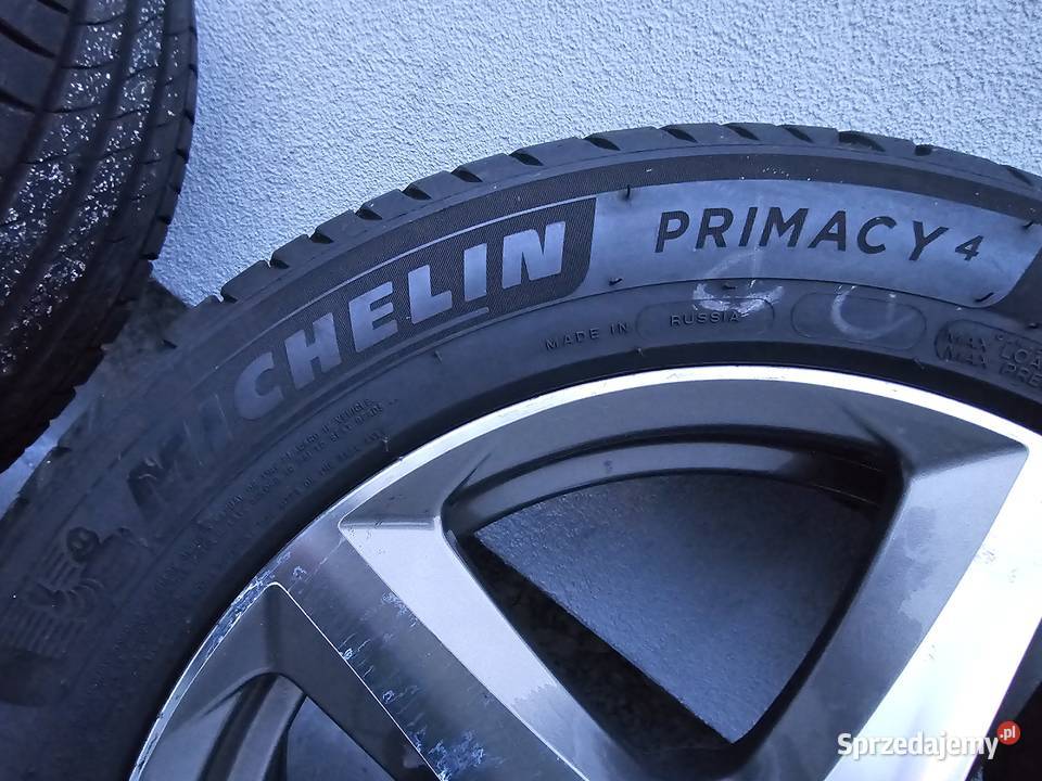 Felgi 5105 aluminiowe 16 z oponami Michelin