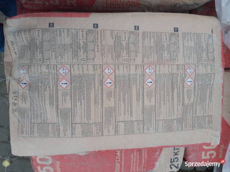 Cement CEM II 425R w workach 25 import Łęczna sprzedam