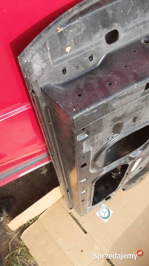 Mercedes w107 prawe drzwi nowe oryginalne Przeźmierowo sprzedam