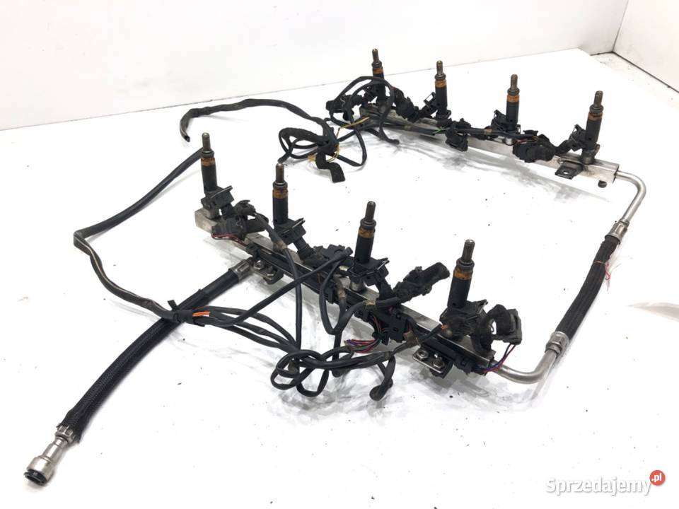 LISTWA WTRYSKOWA BMW E65 7506924 36 272