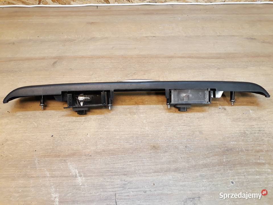 FORD CONNECT BLENDA KLAPY BAGAŻNIKA TYŁ