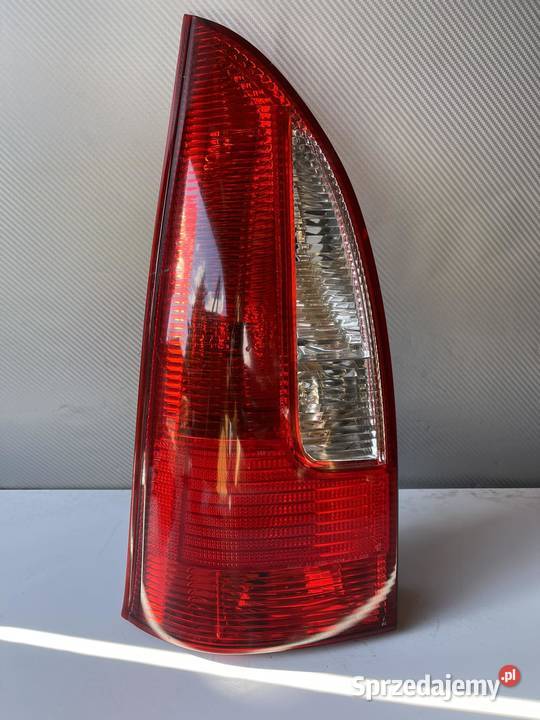 MAZDA PREMACY PRAWA LAMPA TYŁ Ostroróg