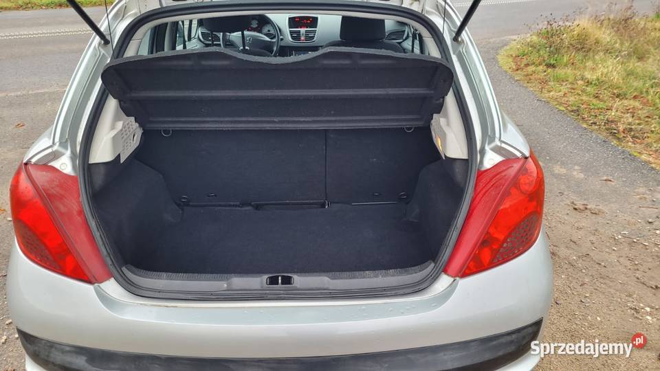 Peugeot 207 14 benzyna 1360cm3 Wicko