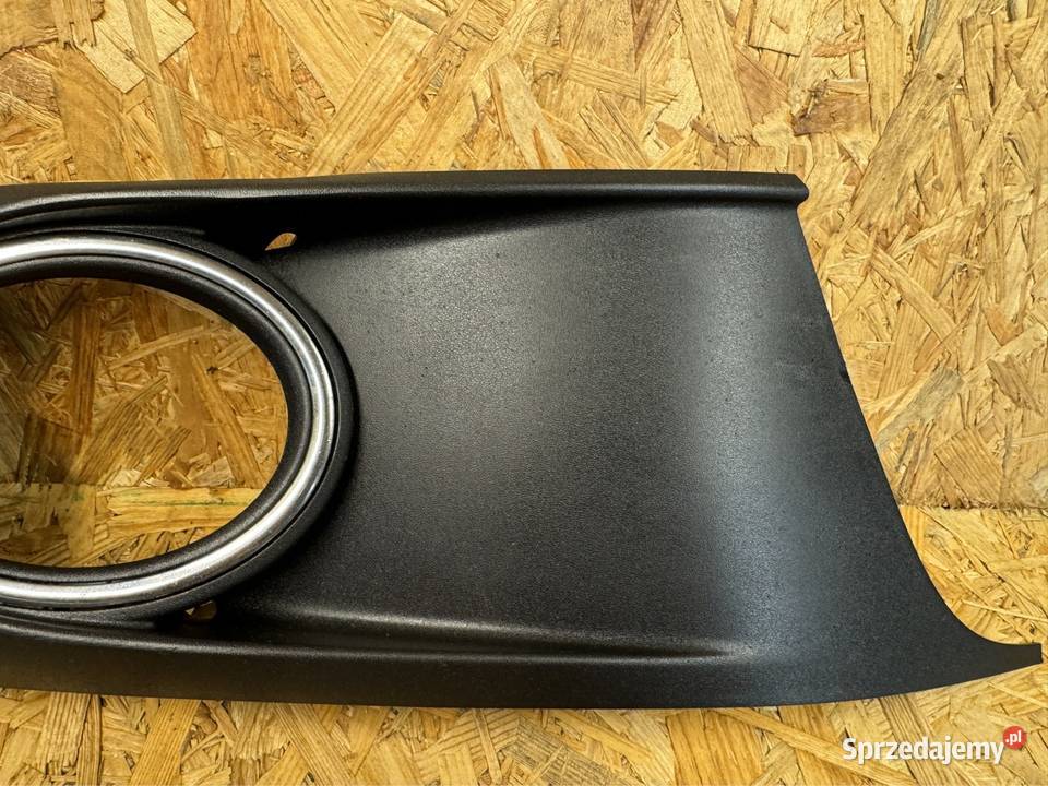 Kratka zderzaka przód prawa rh vw Volkswagen