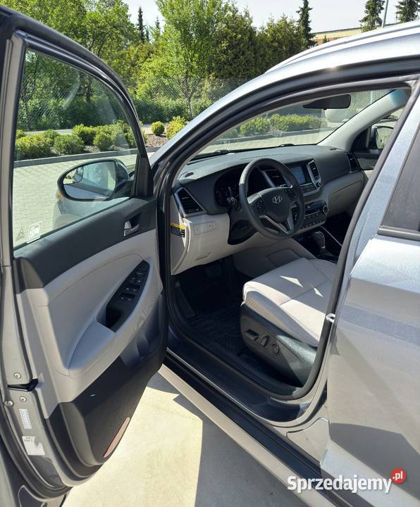 Hyundai Tucson 20 Benzyna Automat SEL Zadbany gniazdo AUX Lisków sprzedam