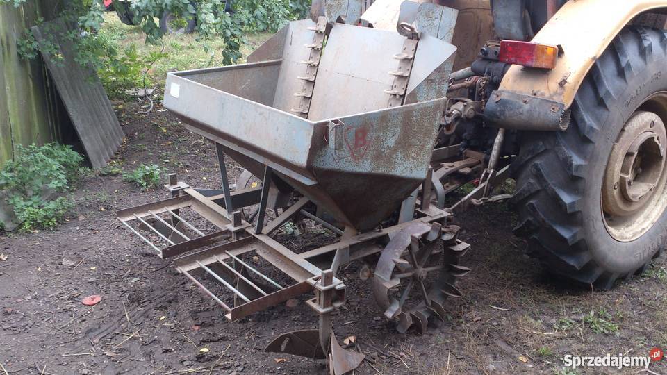 Sadzarka Do Ziemniaków Polska AGROMET Kazimierza Wielka