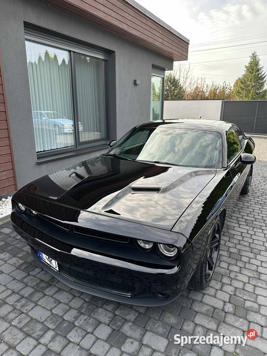 Dodge Challenger SXT PLUS sprowadzony sprzedam