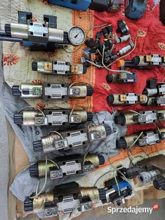 Zawory hydrauliczne kierunkowe Arburg mkvplast Białogard sprzedam