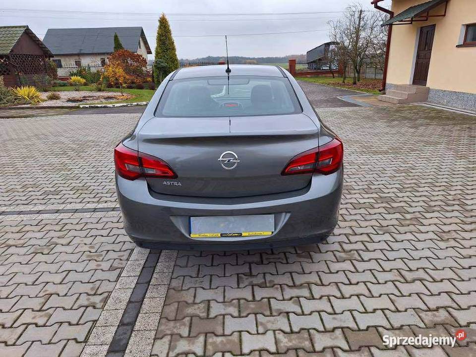 Opel Astra Opoczno