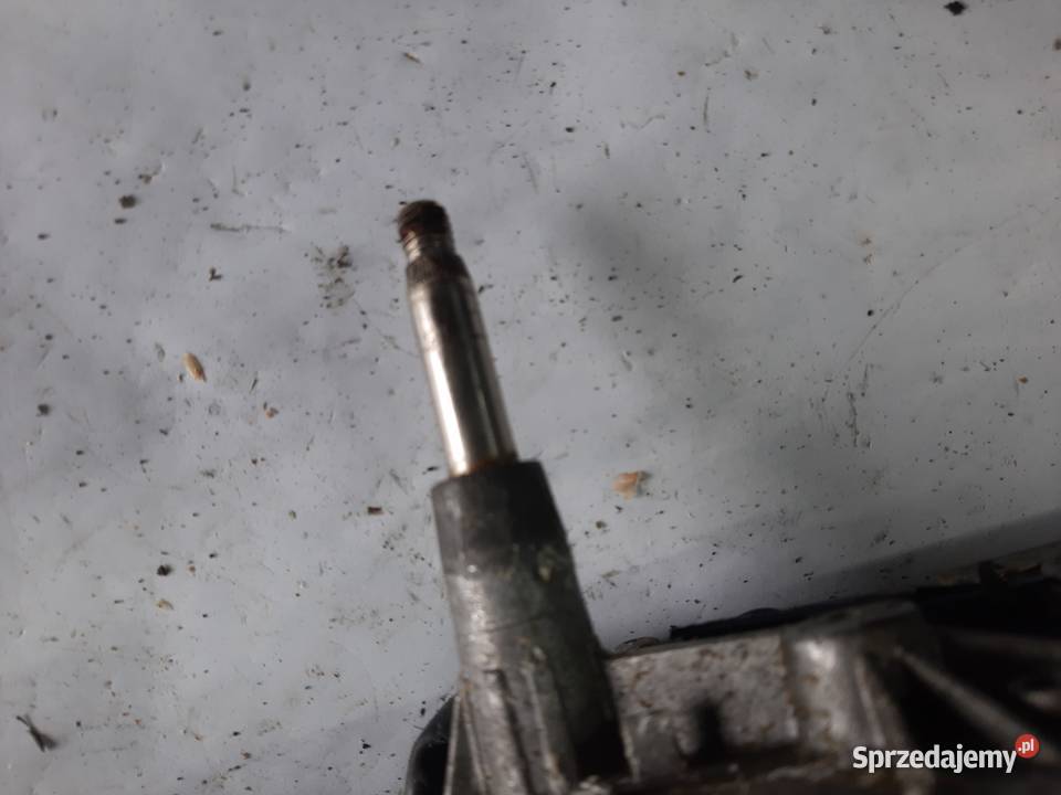 Ford Mondeo MK III kombi silniczek tylnej Ksawerów sprzedam