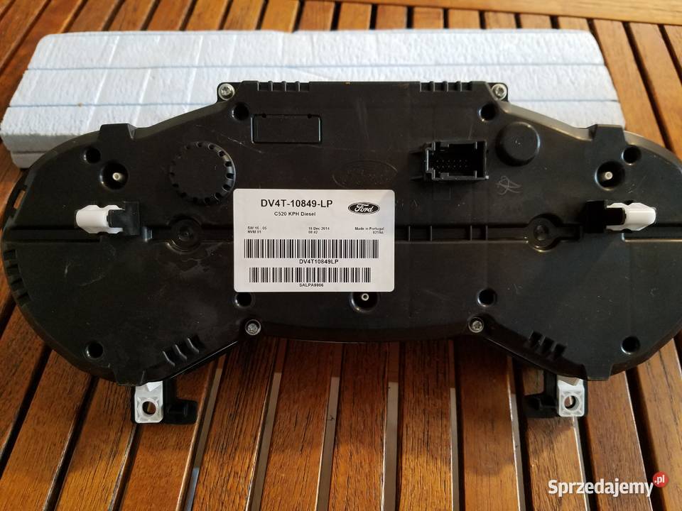 Licznik Ford Kuga 2014r DV4T10849LP Zduńska Wola