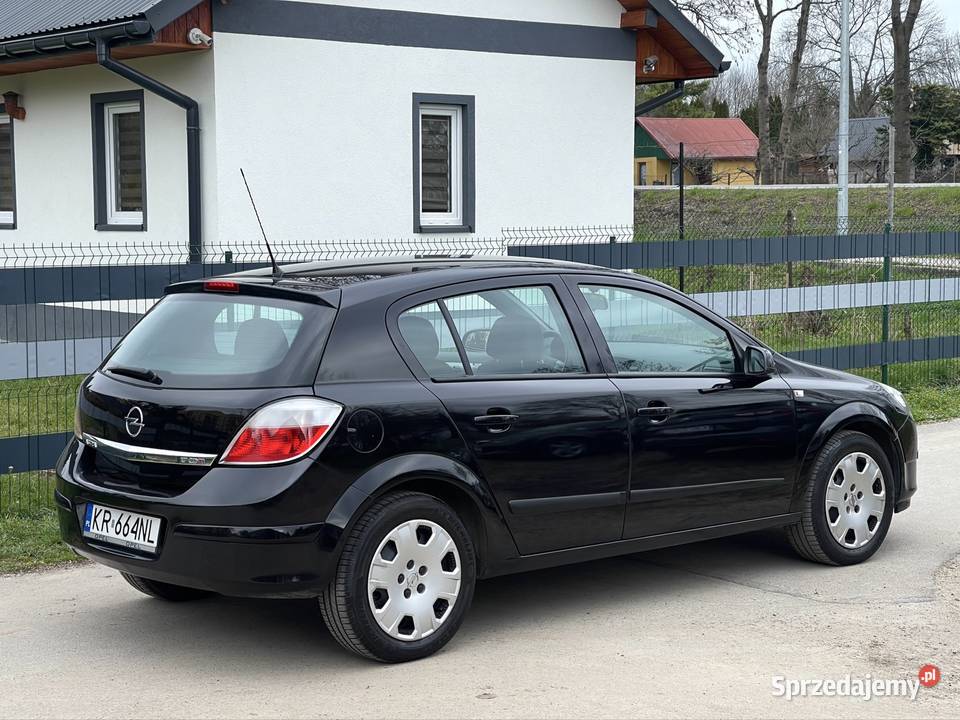 Opel Astra H 17 CDTI stan Niski przebieg bez Miechów sprzedam