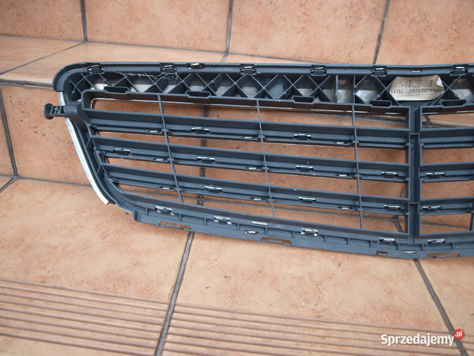 Mercedes C klasa W204 grill chrom atrapa przód wielkopolskie Kalisz