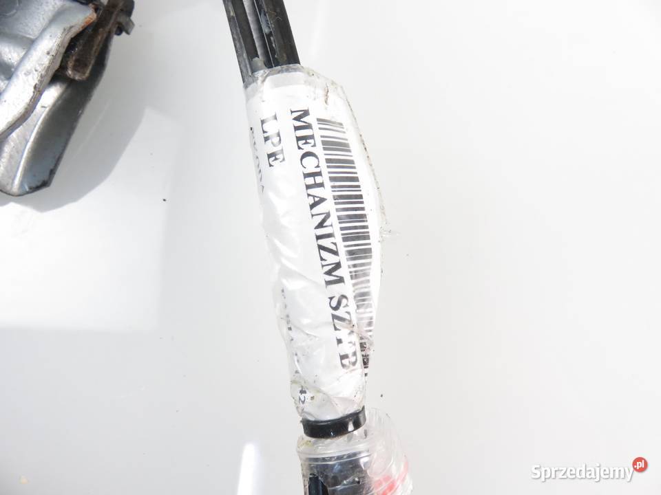 PODNOŚNIK SZYBY LEWY PRZEDNI FABIA II 121303B