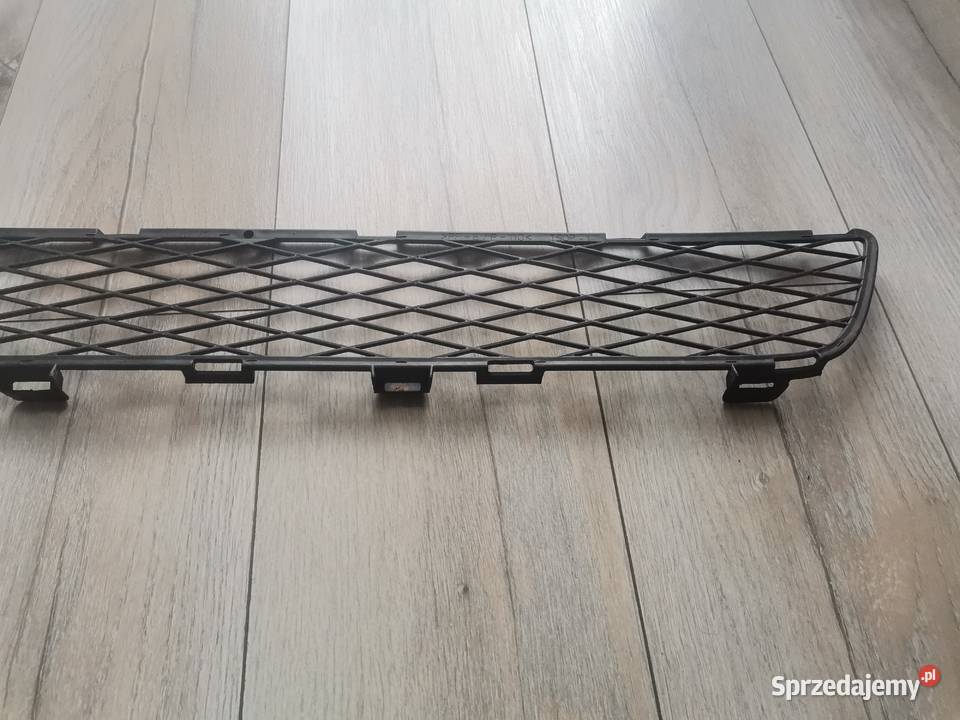 TOYOTA COROLLA E12 0407 KRATKA ZDERZAKA PRZÓD Międzychód