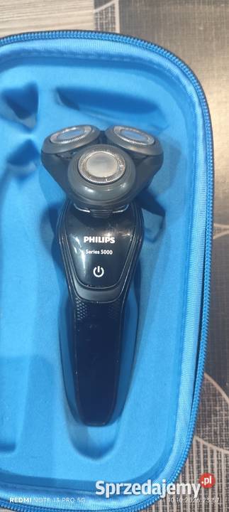 Golarka Philips serii 5000 z dodatkowymi