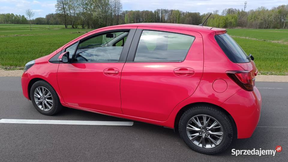 Toyota yaris 2015 Klima Kamera bluetooth alumy lubelskie Łuków