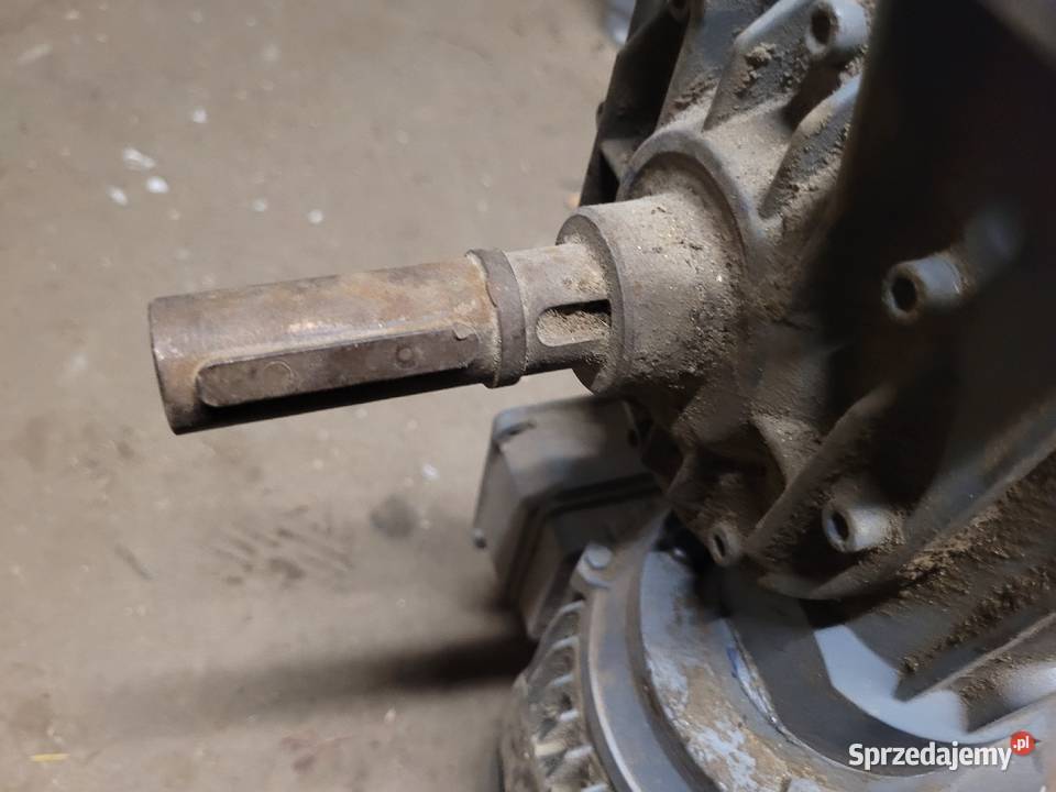 Przekładnia ślimakowa motoreduktor