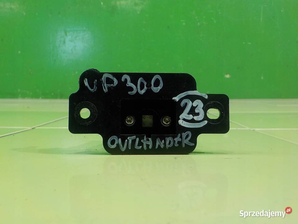 MITSUBISHI OUTLANDER II 20 DID 08r 0610 kamera mazowieckie Suków