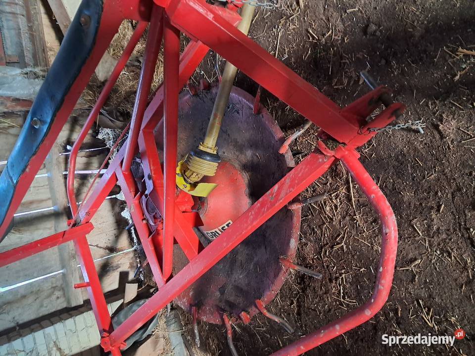 Rozbijak równarka rozgarniacz traw Gruse