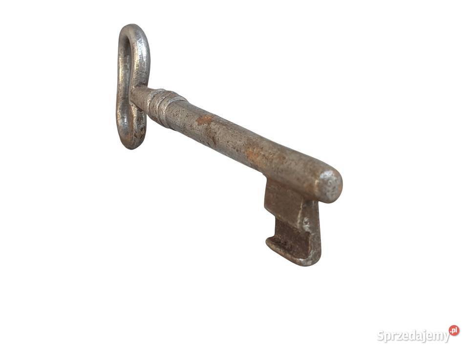Stary stylowy metalowy klucz XVIIIXIX w ręcznie