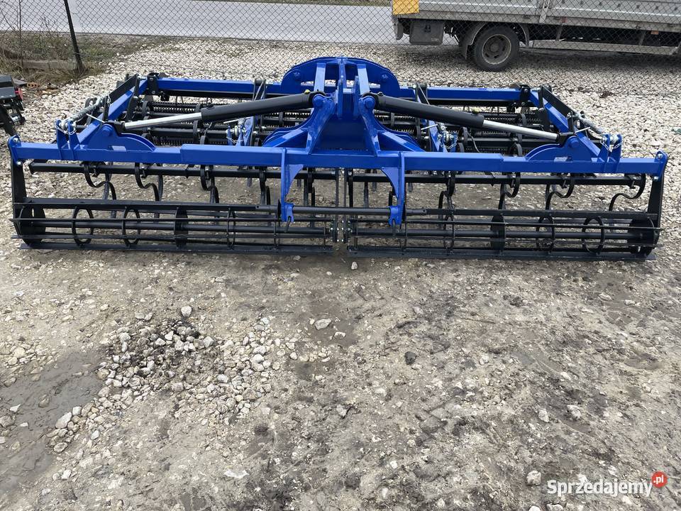 Agregat uprawowy przedsiewny hydrauliczny kujawsko-pomorskie