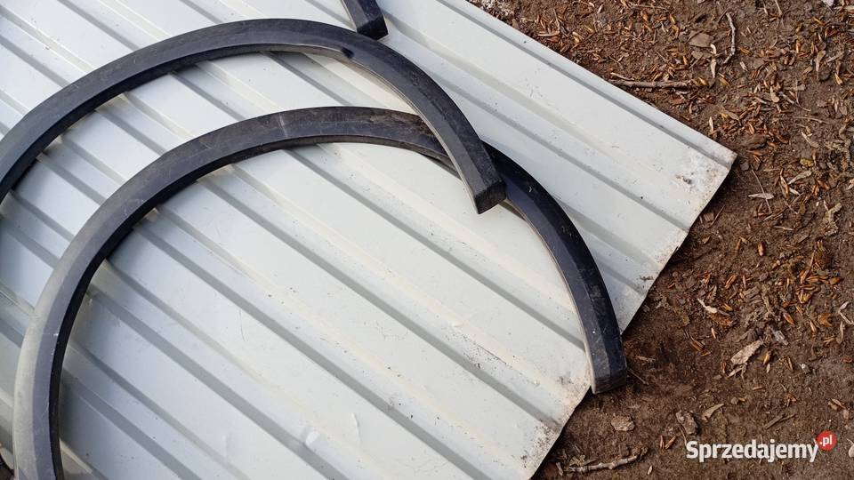 Listwy błotnika lewy tył DS7 9817250277 Udrzynek