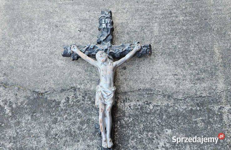 Stary wielki krzyż z żeliwa Kędzierzyn-Koźle