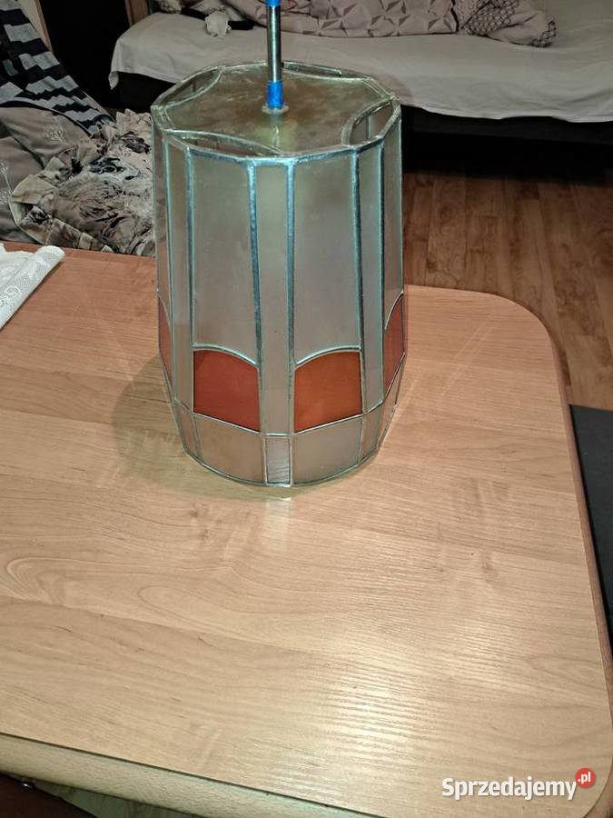 Witrażowa lampa wiszaca z 1956 roku firmy Lubań