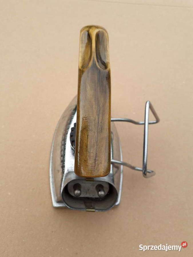 Prl żelazko turystyczne w pudełku Pozostałe Pozostałe mazowieckie sprzedam