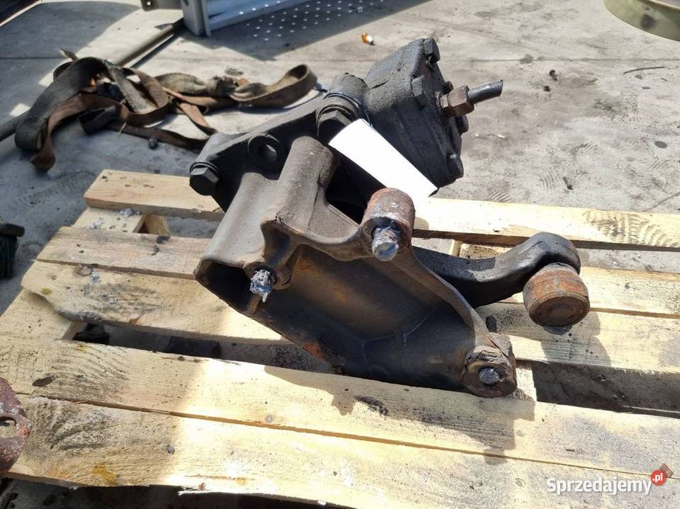 MAGLOWNICA IVECO EUROCARGO 20E28 osobowe Części samochodowe Lipno