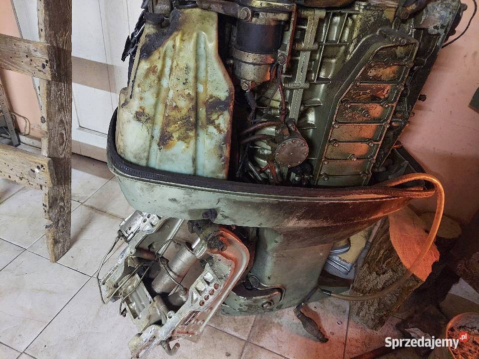 Silnik zaburtowy Suzuki DT 140 części silnikowe Jelenia Góra