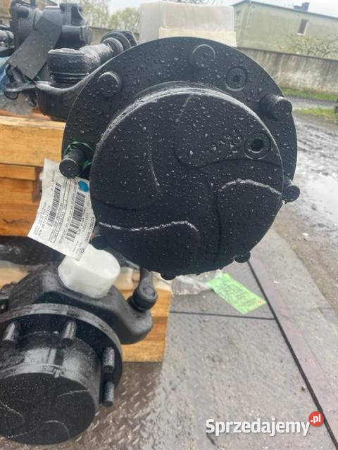 Claas Scorpion Zwolnica Zwrotnica Piasta Szpilki Jastrzębniki sprzedam