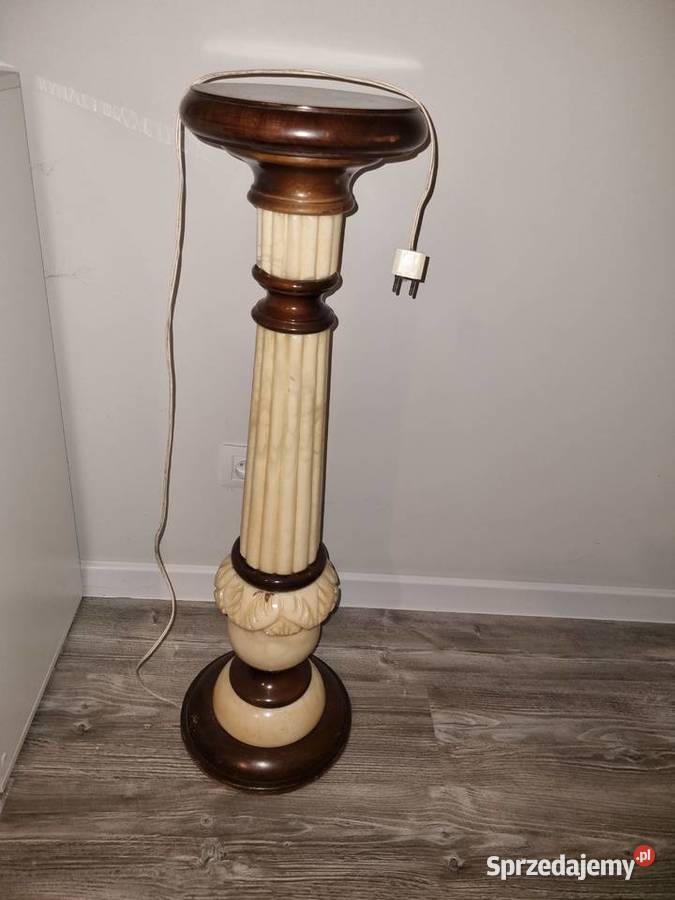 Lampa kolumna z alabastru Wola Podłężna