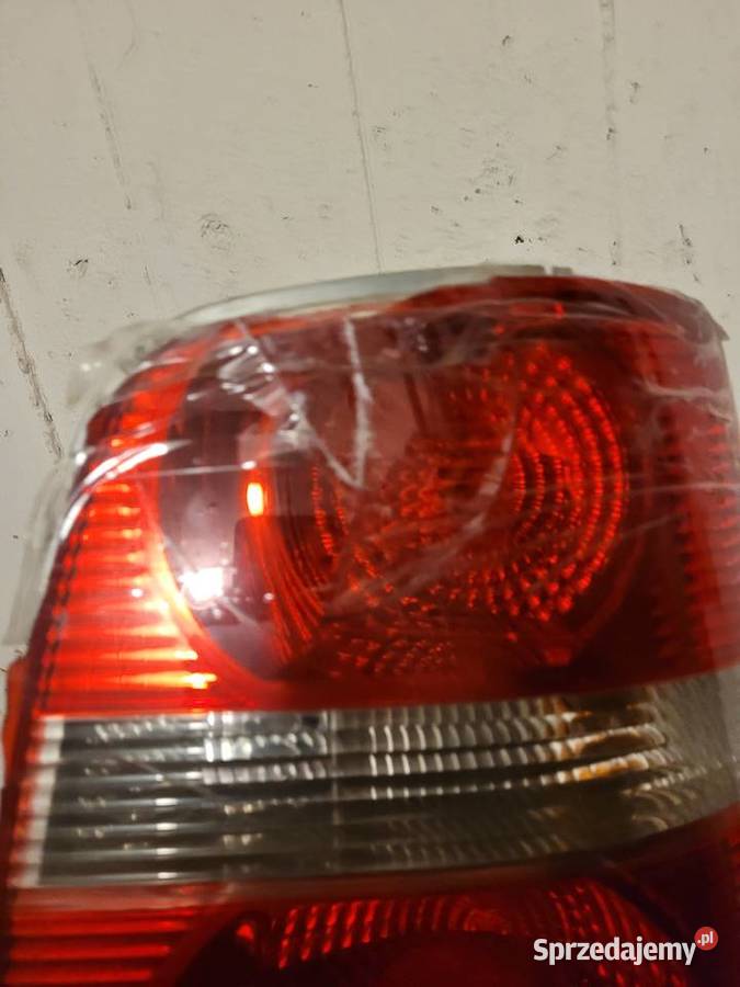 Lampa tylna VW Touran prawa 1T Oświetlenie Poznań